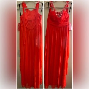 Pompous Girly Prom Dress | Size S